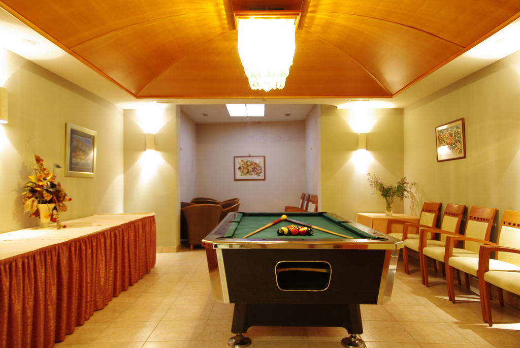 Hotel Villa Marija Tučepi Buitenkant foto
