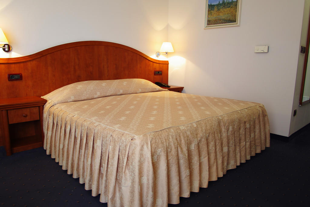 Hotel Villa Marija Tučepi Kamer foto