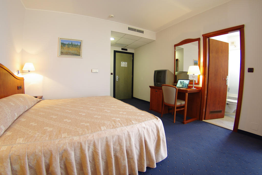 Hotel Villa Marija Tučepi Kamer foto
